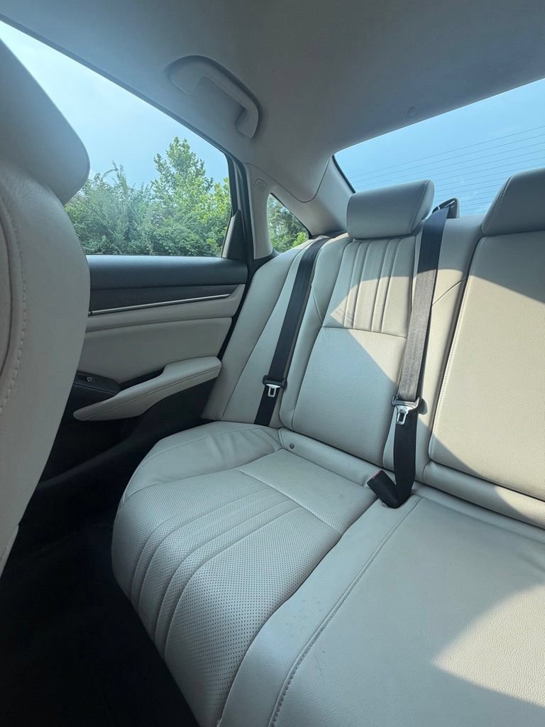 Used 2018 Honda Accord EX-L image 15