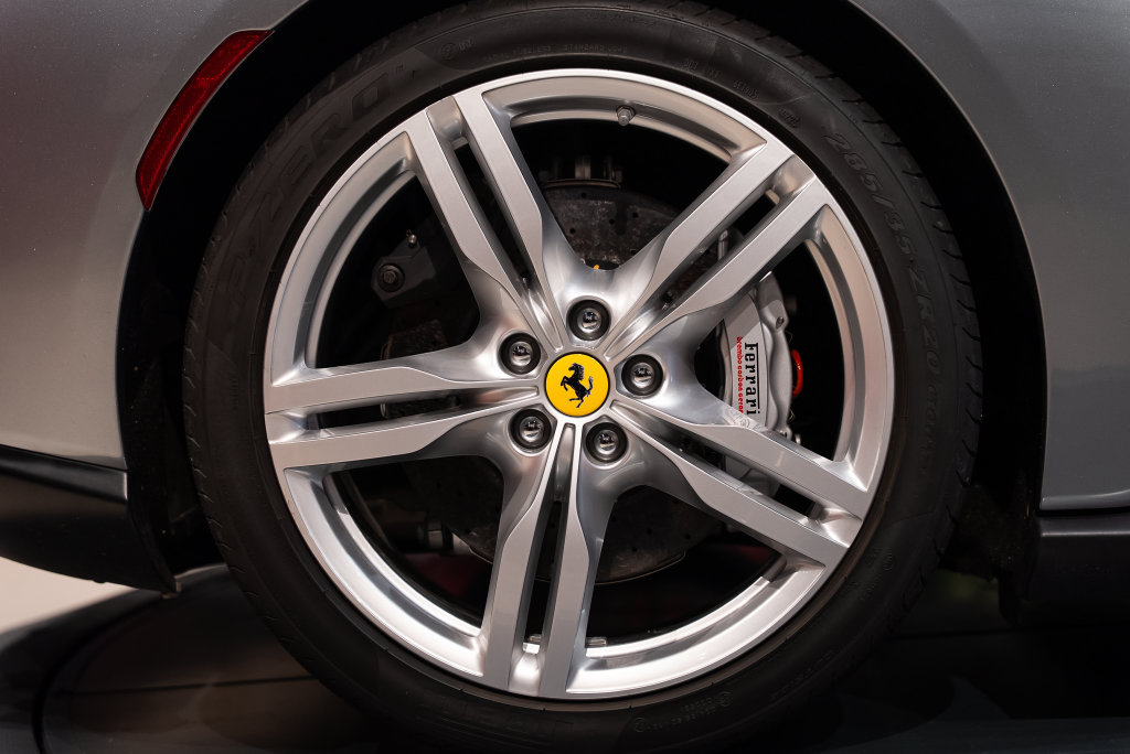 Certified 2022 Ferrari Portofino M RWD image 15