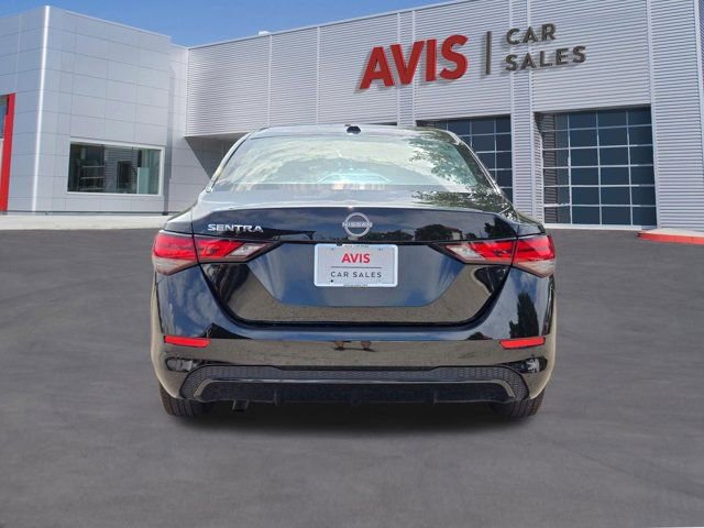 Used 2025 Nissan Sentra SV image 9