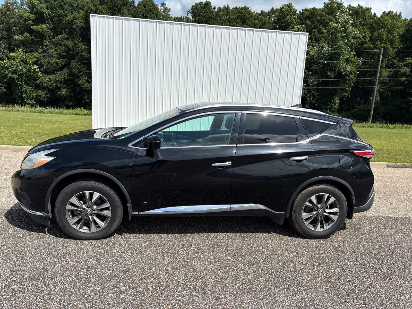 Used 2017 Nissan Murano SL w/ SL Technology Package FWD image 1