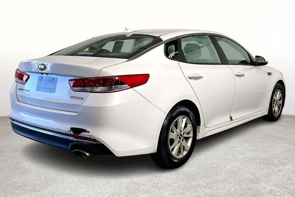 Used 2016 Kia Optima LX image 2