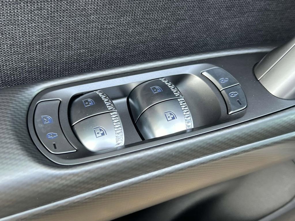 New 2025 Genesis GV60 Advanced AWD/4WD image 16