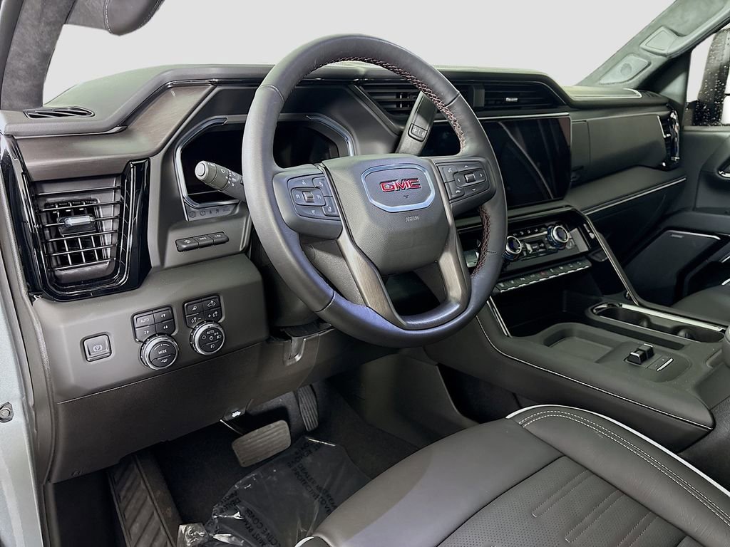 Used 2025 GMC Sierra 2500 AT4X image 10