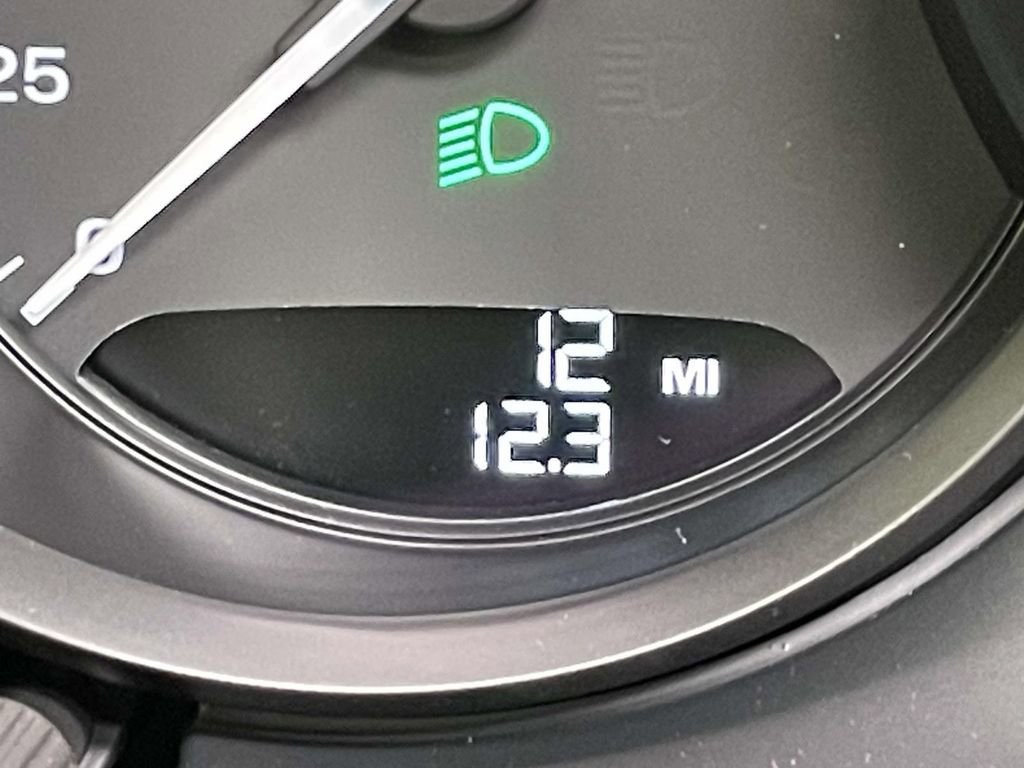 New 2026 Porsche Macan Turbo image 46