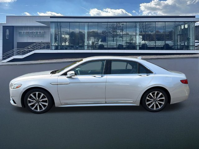 Used 2019 Lincoln Continental Premiere FWD image 4