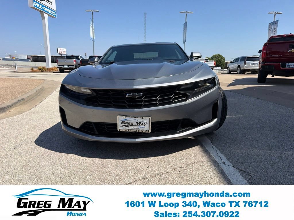 Used 2020 Chevrolet Camaro LT RWD image 9