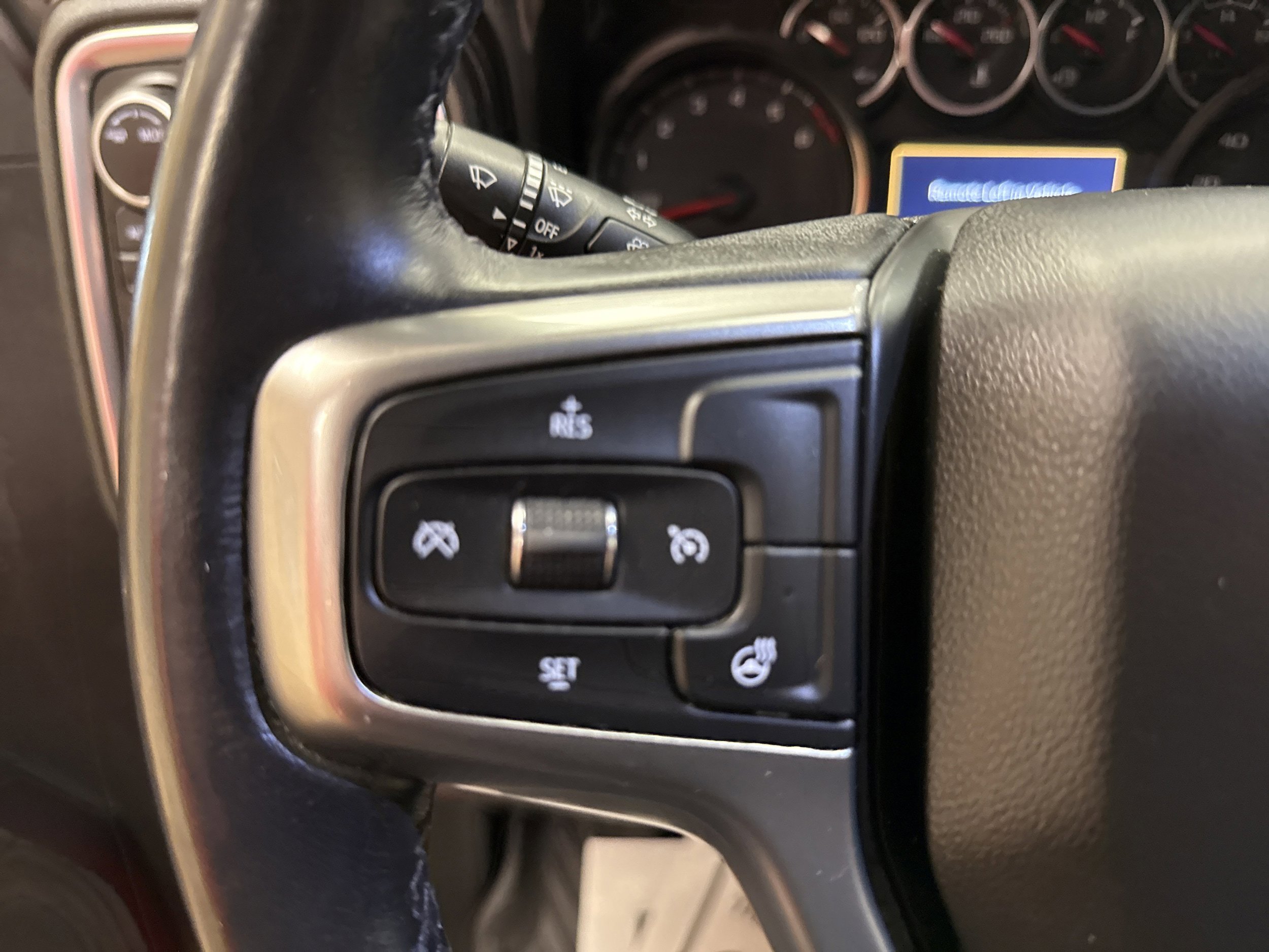 Used 2022 Chevrolet Silverado 1500 RST AWD/4WD image 29