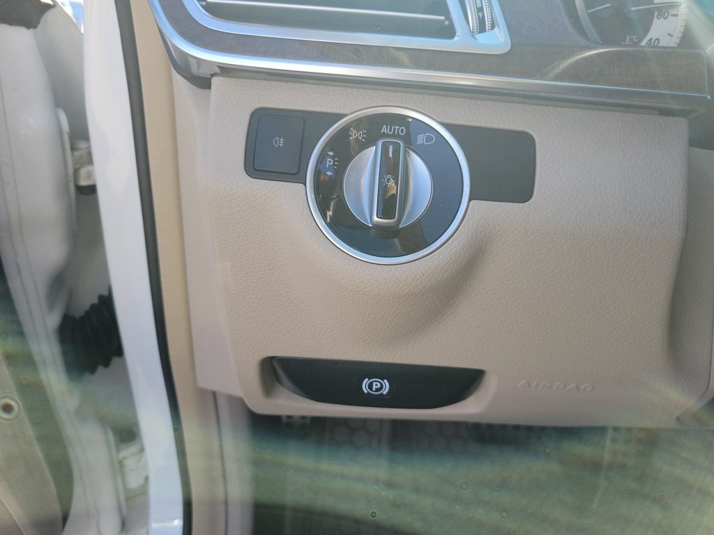 Used 2016 Mercedes-Benz E 350 Sedan image 17