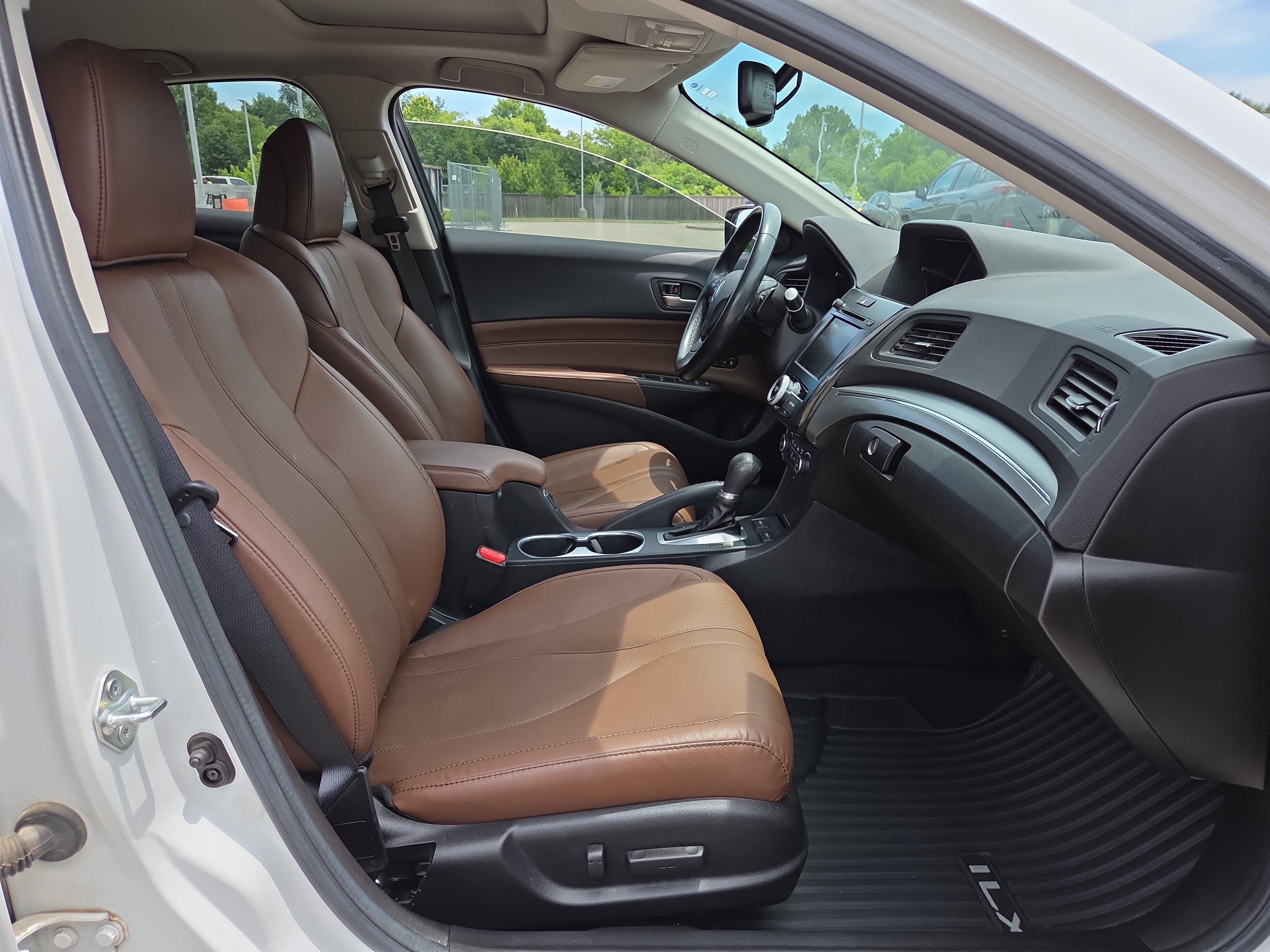 Used 2021 Acura ILX w/ Premium Package FWD image 15