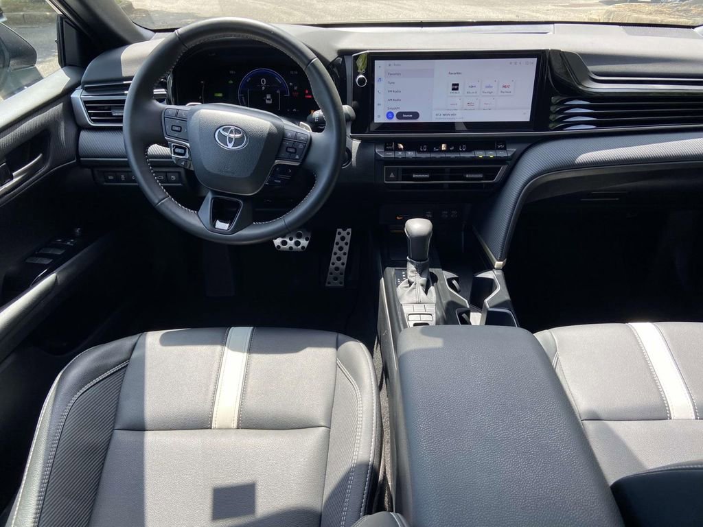 Used 2025 Toyota Camry SE w/ Multimedia Upgrade Package FWD image 10