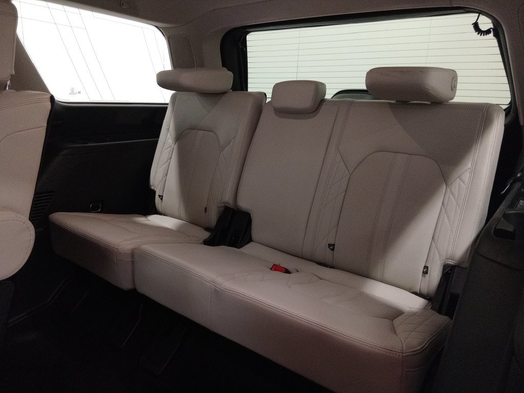 Certified 2021 Ford Expedition Platinum AWD/4WD image 14