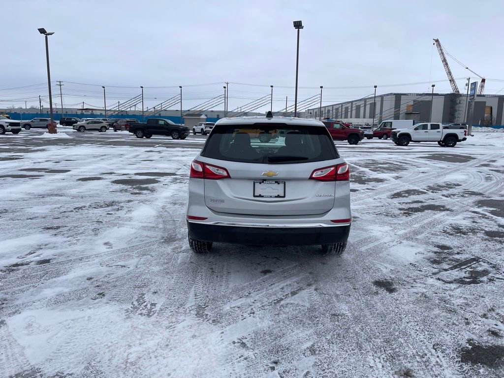 Used 2018 Chevrolet Equinox LS image 4