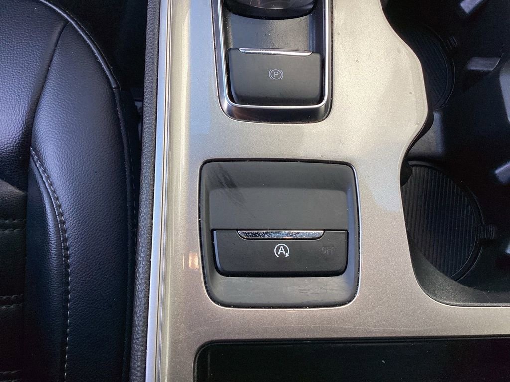 Used 2024 Ford Edge SEL image 35