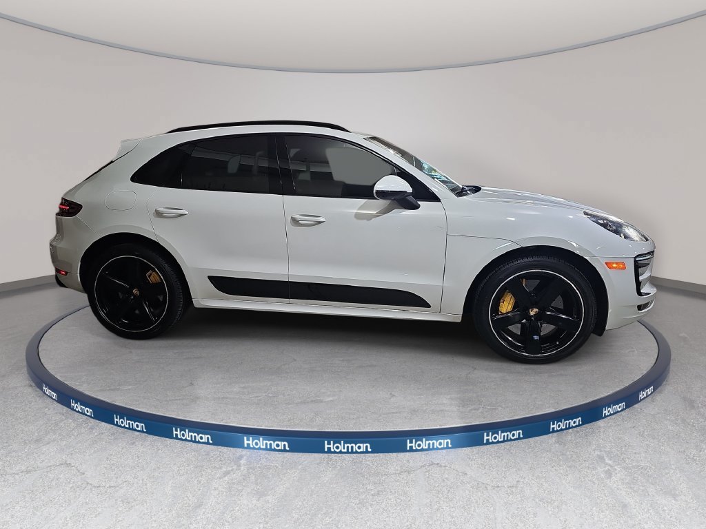 Used 2016 Porsche Macan Turbo AWD/4WD image 5