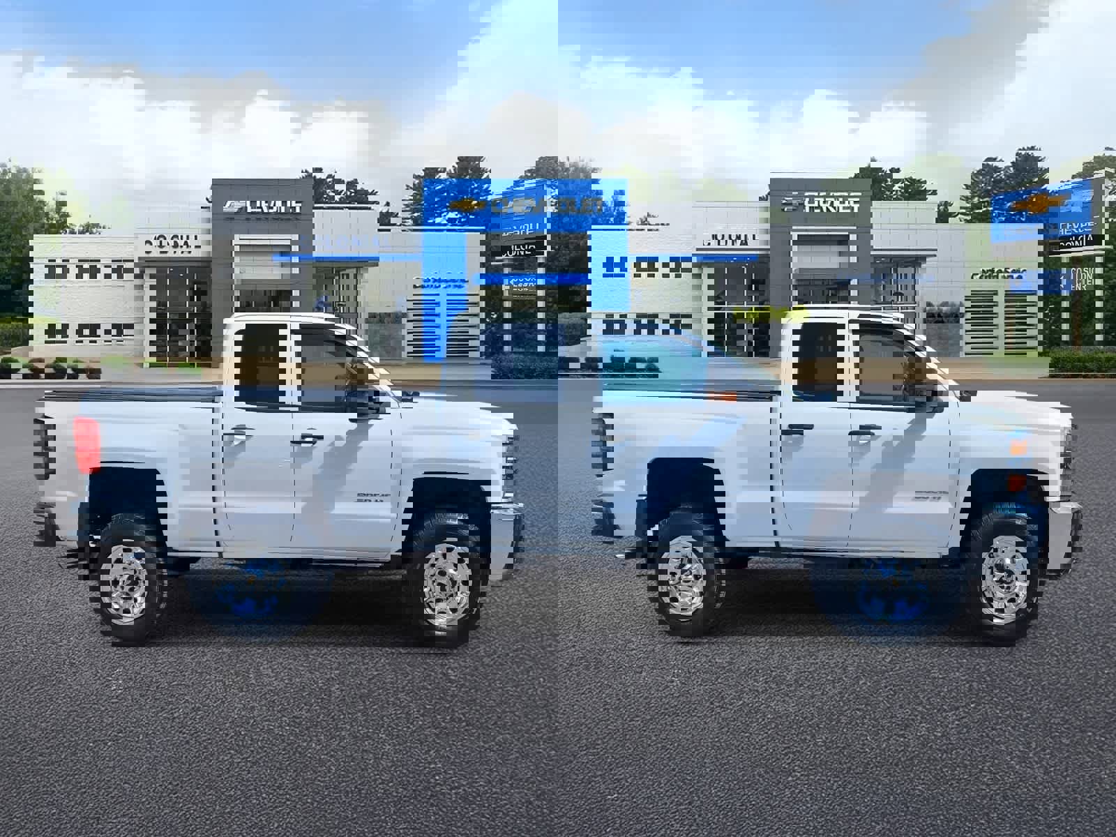 Used 2019 Chevrolet Silverado 2500 W/T AWD/4WD image 3