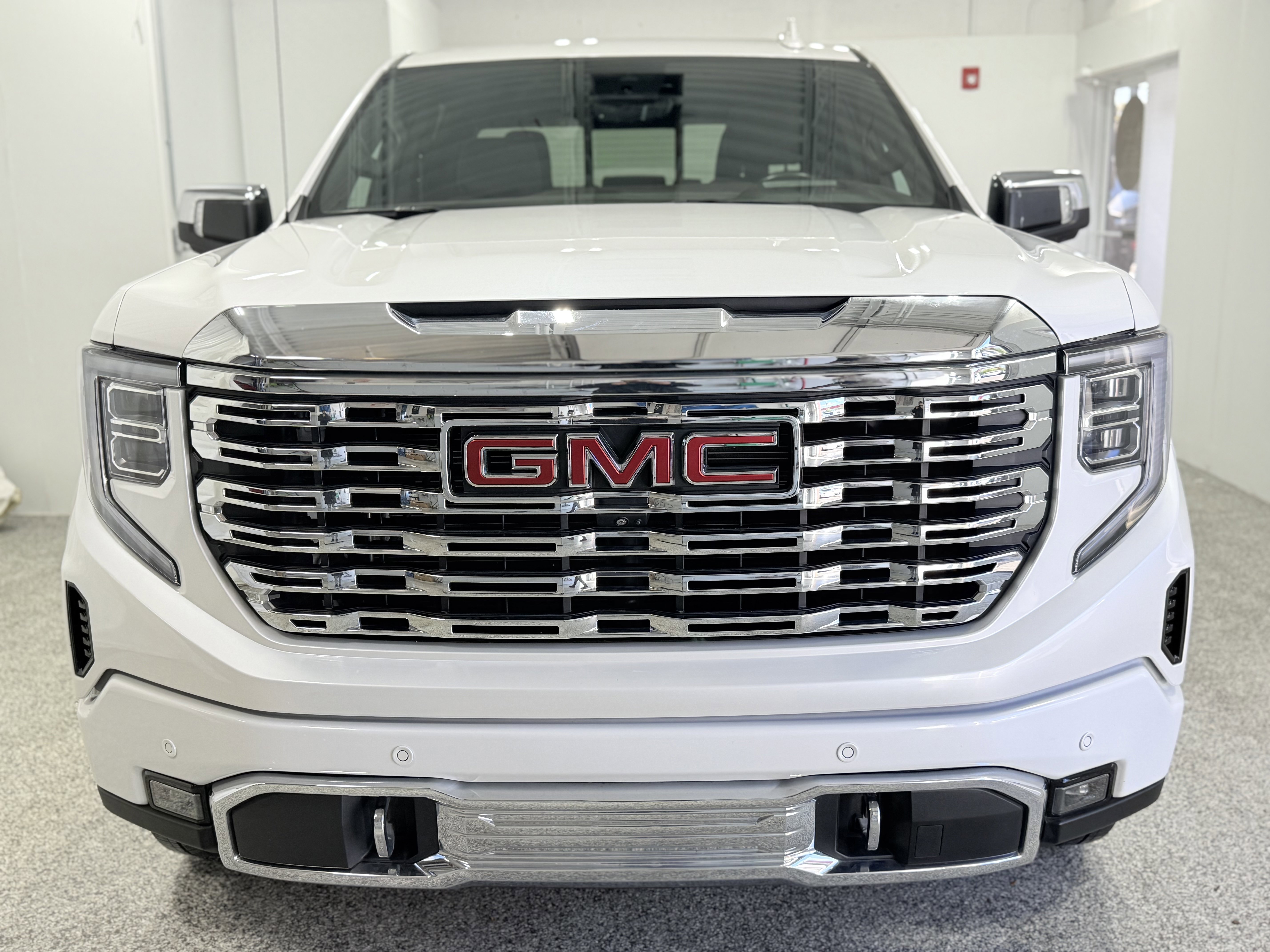 Certified 2022 GMC Sierra 1500 Denali w/ Denali Reserve Package image 2