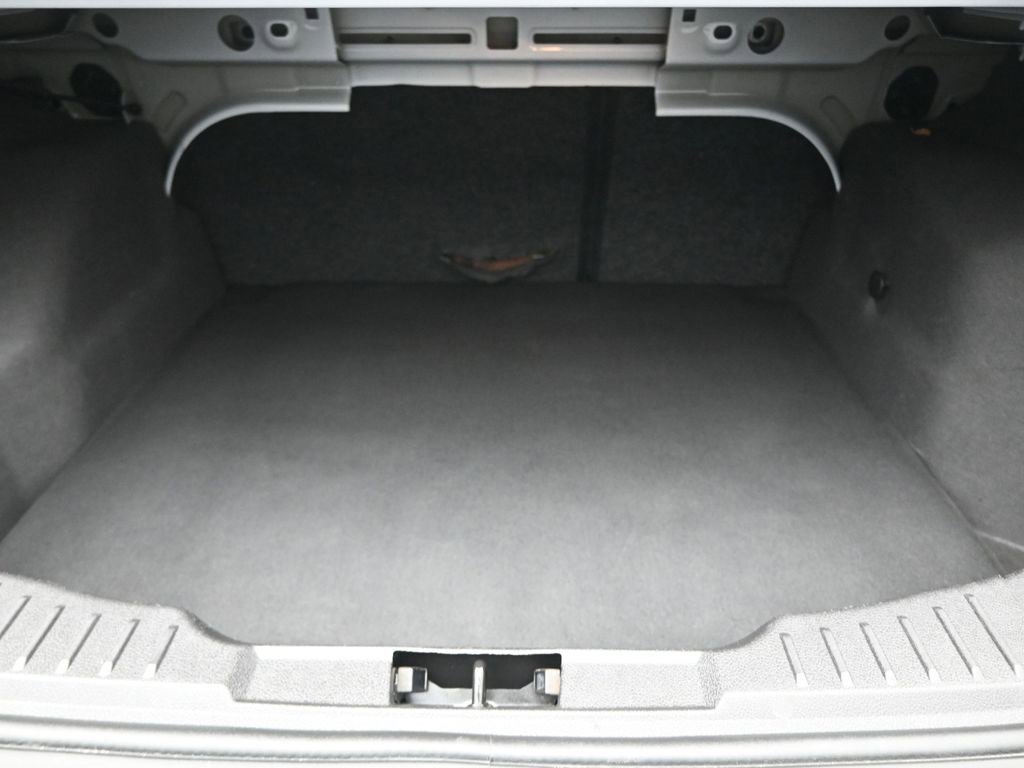 Used 2015 Ford Focus SE image 23