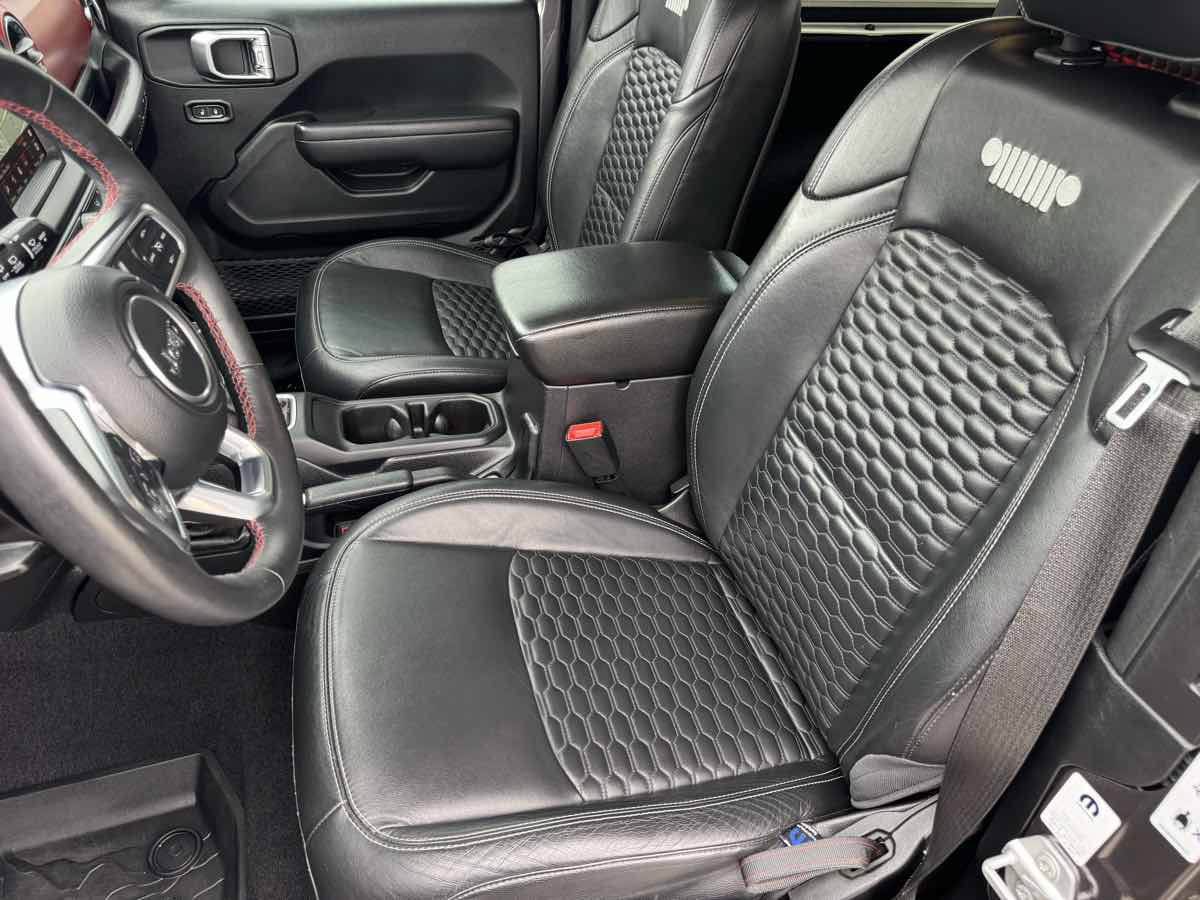 Used 2019 Jeep Wrangler Rubicon AWD/4WD image 16