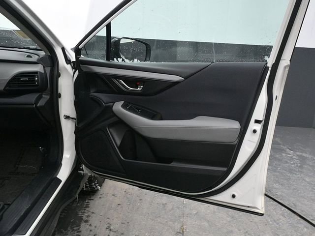Used 2024 Subaru Outback Premium image 9
