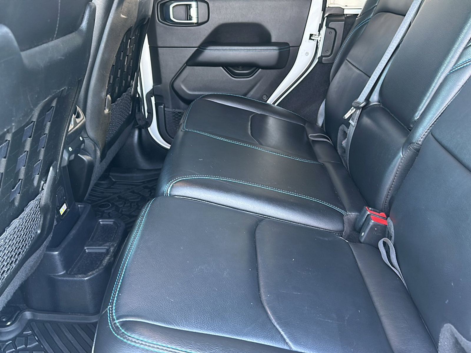 Used 2021 Jeep Wrangler Unlimited Rubicon 4xe w/ Safety Group image 18
