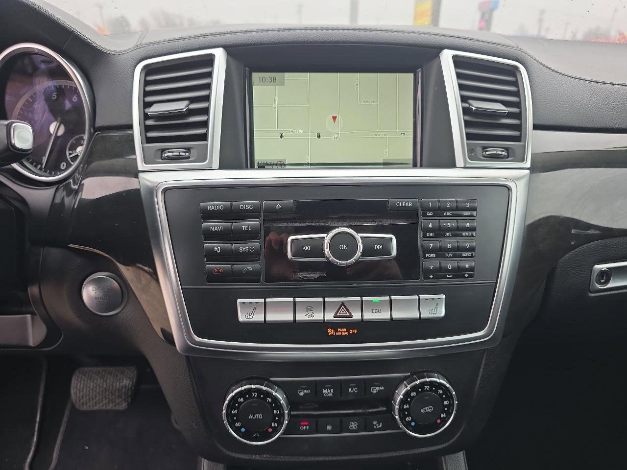 Used 2015 Mercedes-Benz GL 450 4MATIC image 16