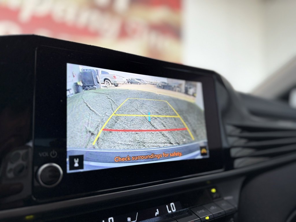 Used 2025 Toyota Camry LE image 38