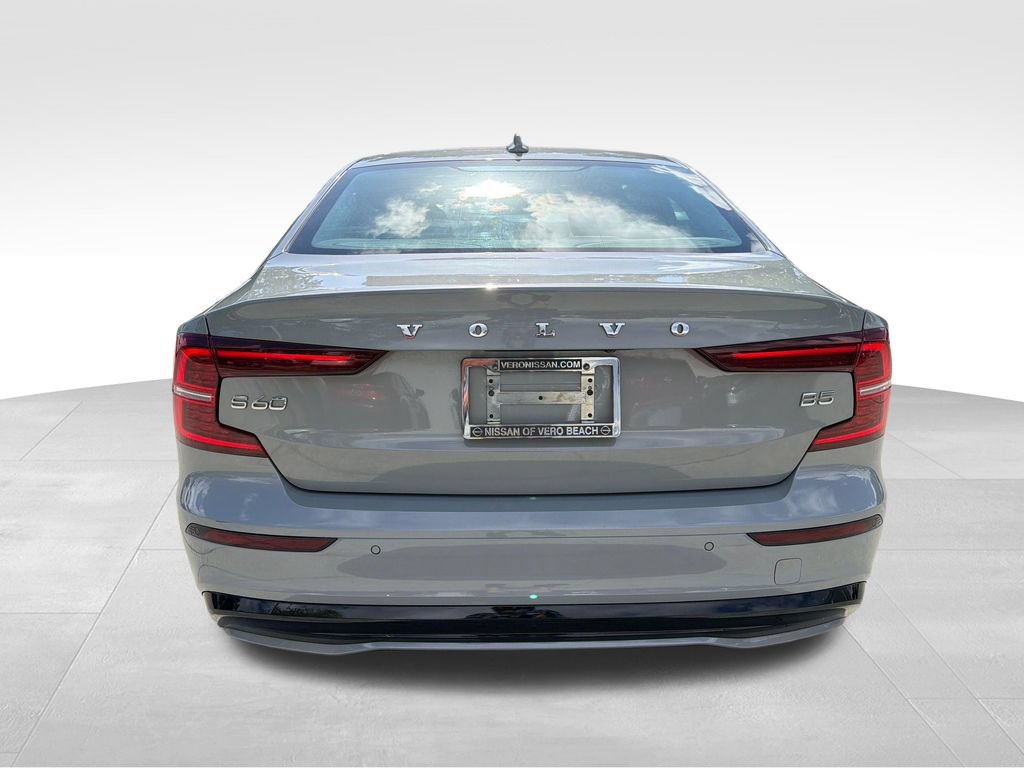 Used 2024 Volvo S60 B5 Plus FWD image 6