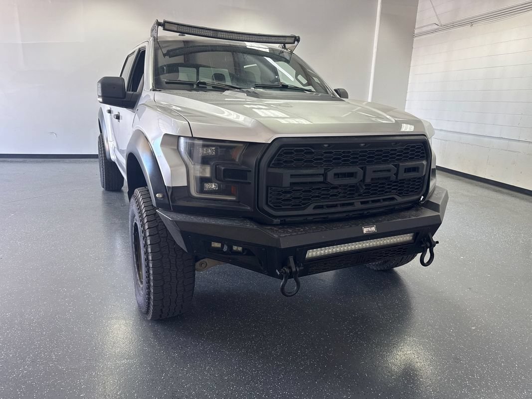 Used 2017 Ford F150 Raptor w/ Equipment Group 802A Luxury AWD/4WD image 1