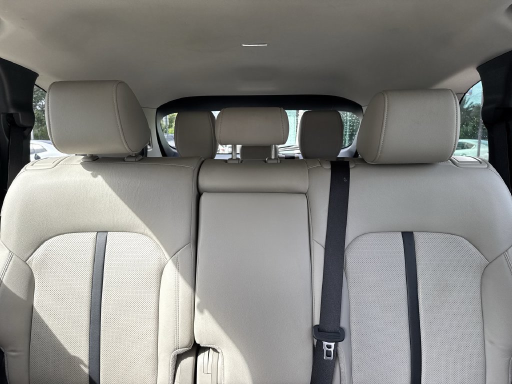 Used 2024 MAZDA CX-90 Plug-In Hybrid w/ Preferred AWD/4WD image 18