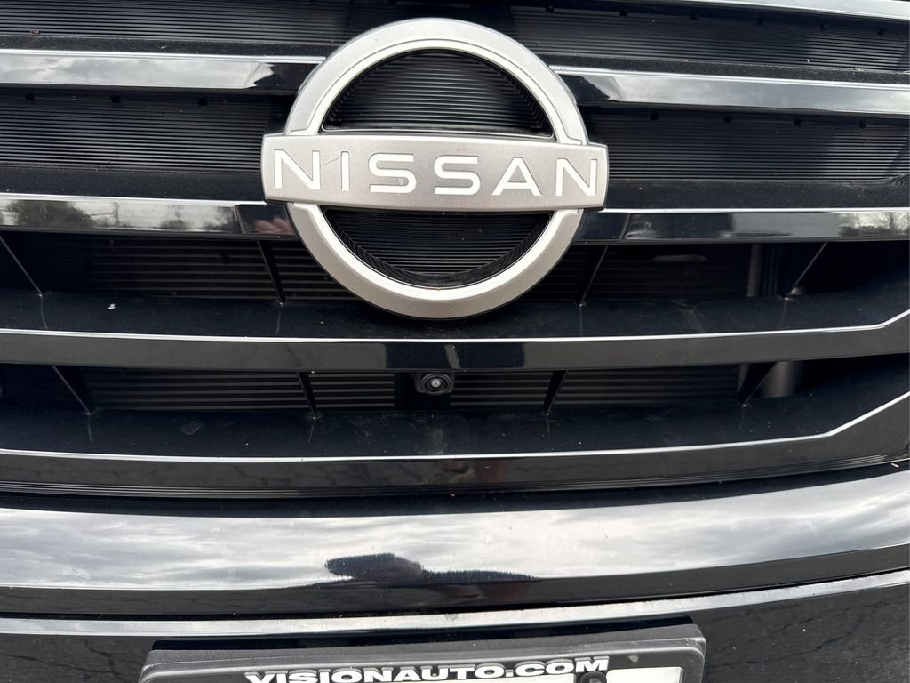 Used 2023 Nissan Pathfinder SL w/ Lighting Package (N92) AWD/4WD image 16