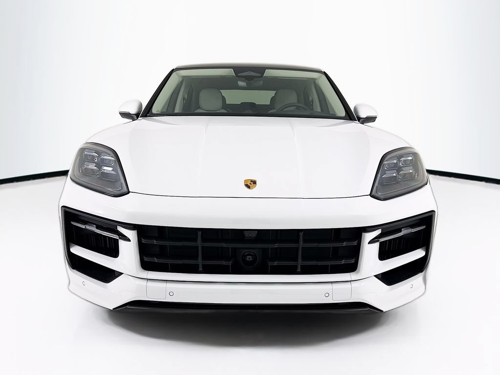 New 2026 Porsche Cayenne Coupe AWD/4WD image 6