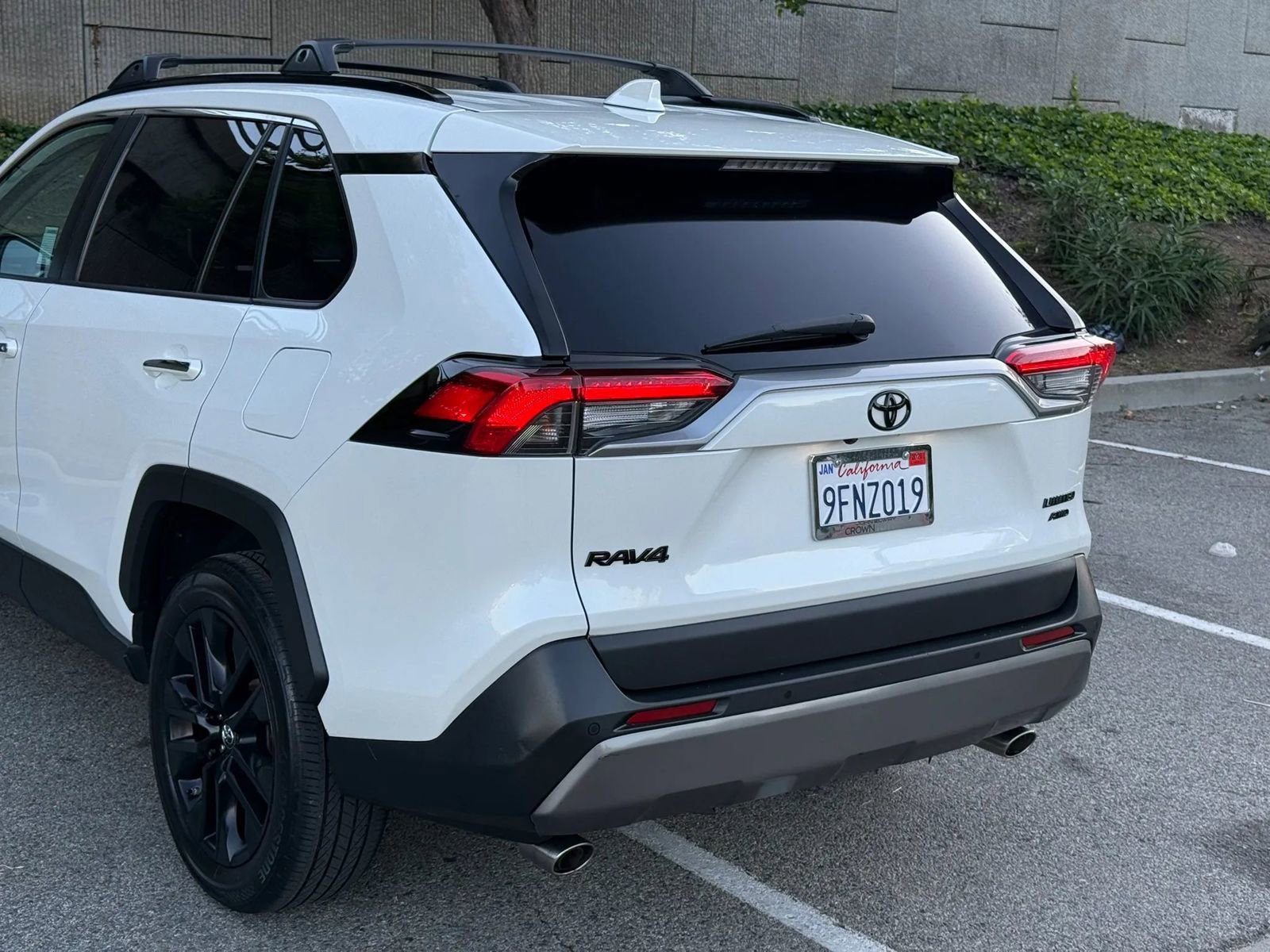 Used 2019 Toyota RAV4 Limited w/ Cold Weather Package image 13