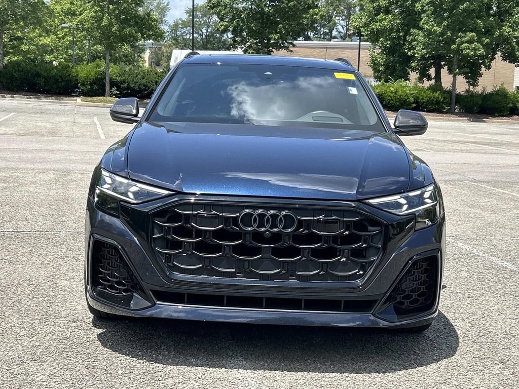 Used 2024 Audi SQ8 Prestige AWD/4WD image 2