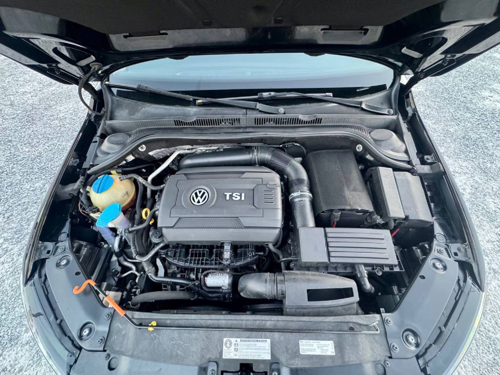 Used 2015 Volkswagen Jetta SE FWD image 14