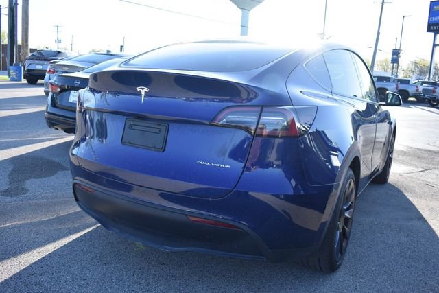 Used 2025 Tesla Model Y Long Range AWD/4WD image 3