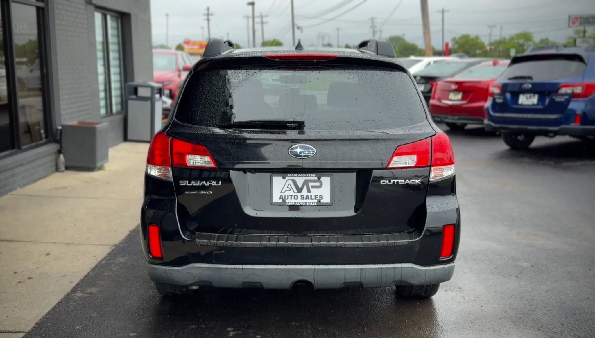 Used 2012 Subaru Outback 2.5i Limited w/ Moonroof Pkg AWD/4WD image 3