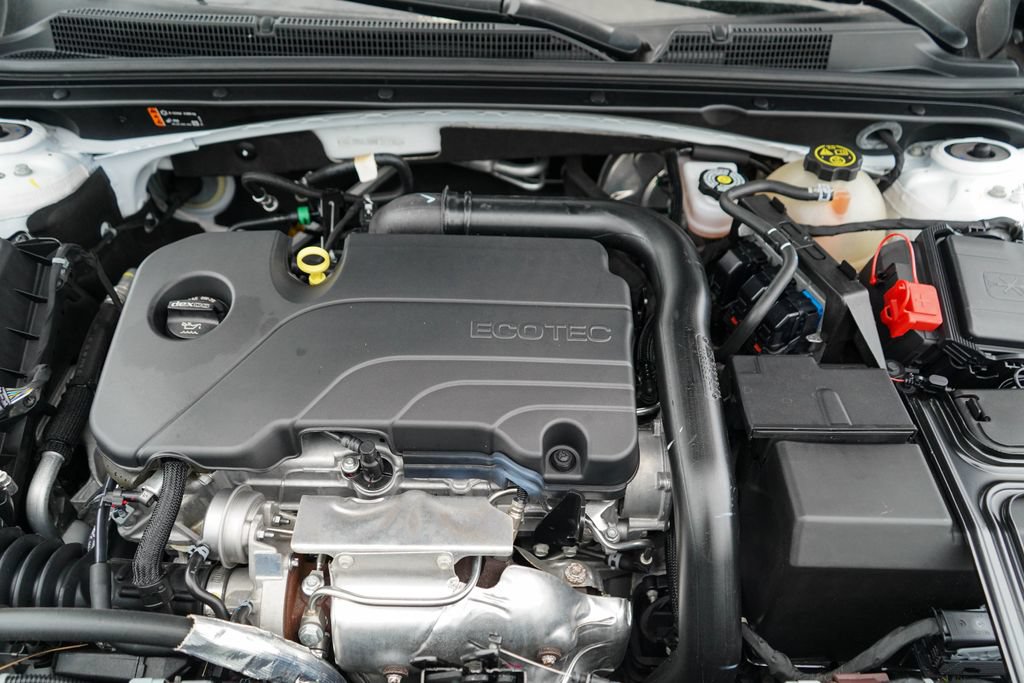 Used 2022 Chevrolet Malibu LS FWD image 34