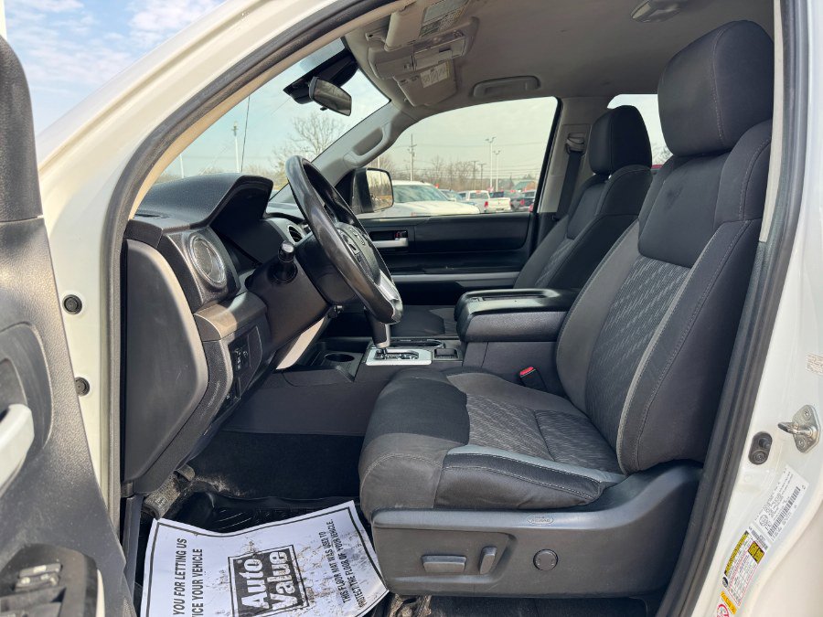 Used 2018 Toyota Tundra SR5 image 15