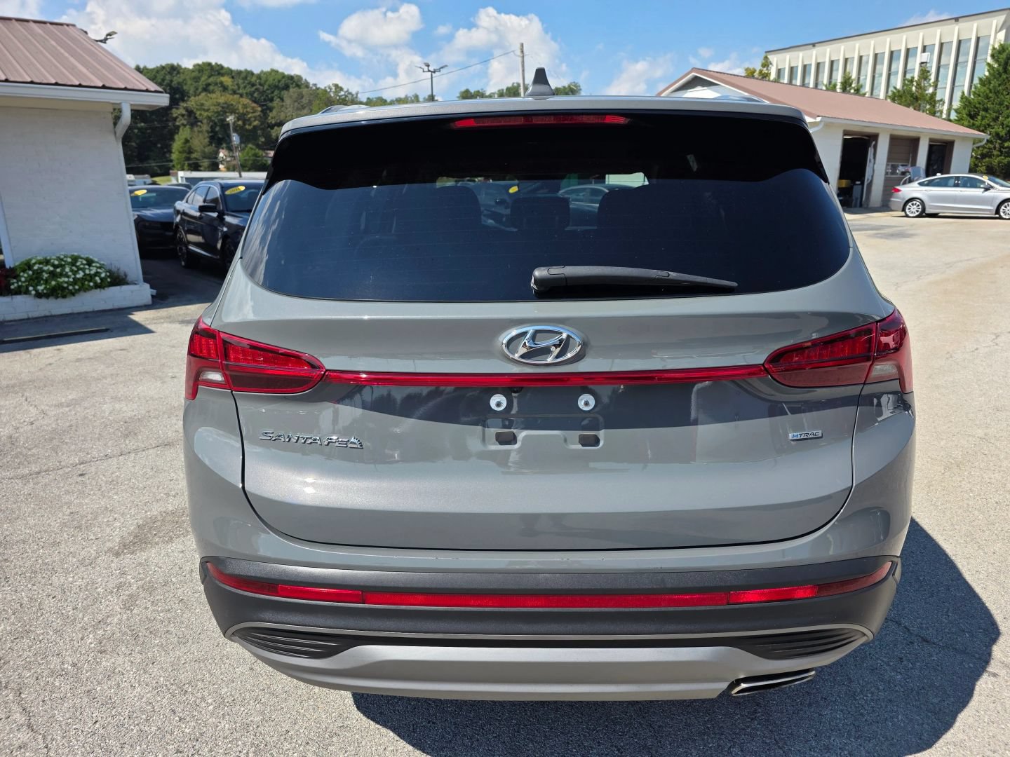 Used 2023 Hyundai Santa Fe SE AWD/4WD image 4