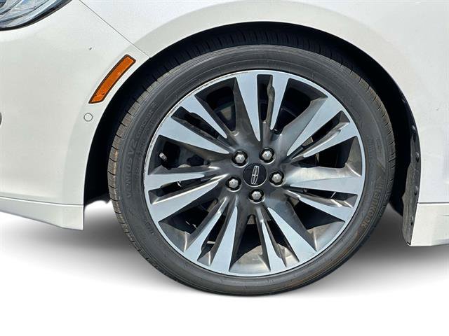 Used 2020 Lincoln MKZ Reserve w/ Elements Package AWD/4WD image 8