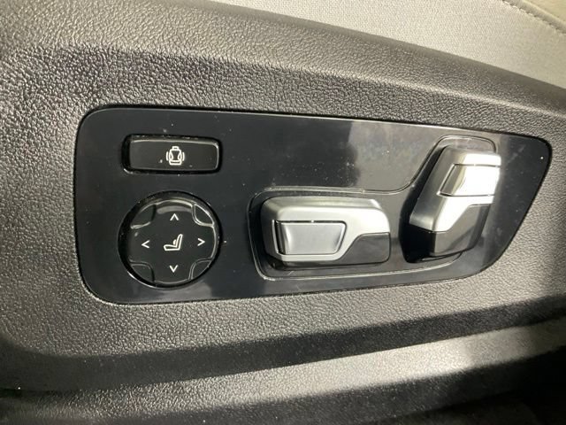 Used 2024 BMW X5 xDrive50e AWD/4WD image 25