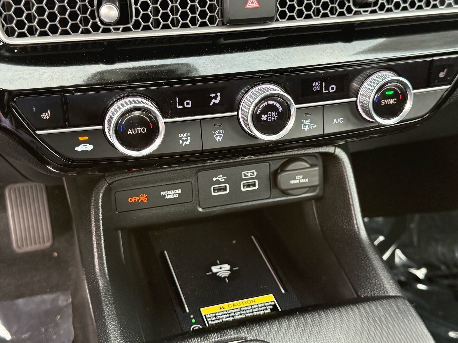 Certified 2024 Honda Civic Touring image 24
