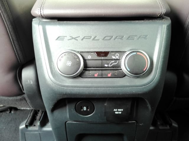 Used 2025 Ford Explorer Platinum w/ LUX Leather Package AWD/4WD image 31