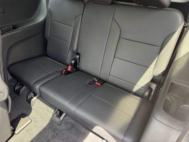Certified 2024 Chevrolet Traverse RS AWD/4WD image 10