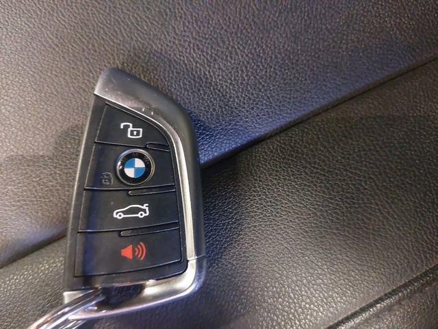 Used 2020 BMW 330i xDrive Sedan w/ M Sport Package image 35