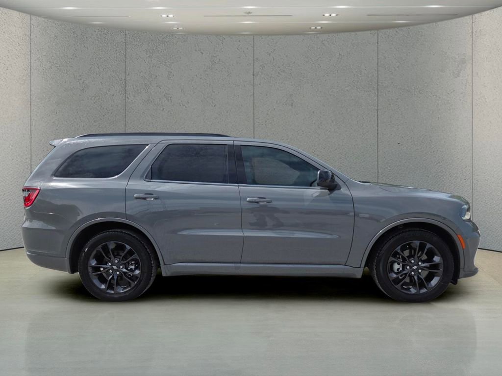 Used 2025 Dodge Durango GT w/ Blacktop Package RWD image 2