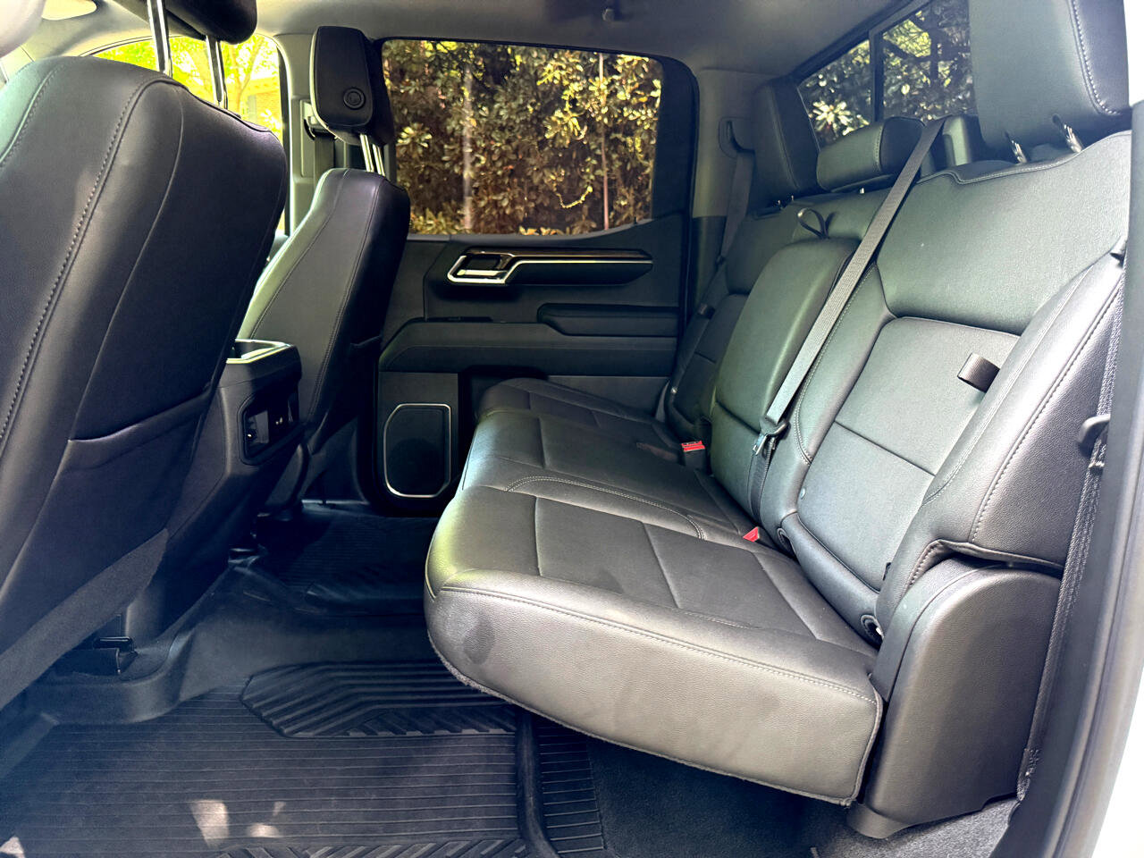 Used 2022 Chevrolet Silverado 1500 LT Trail Boss w/ LT Trail Boss Premium Package image 53
