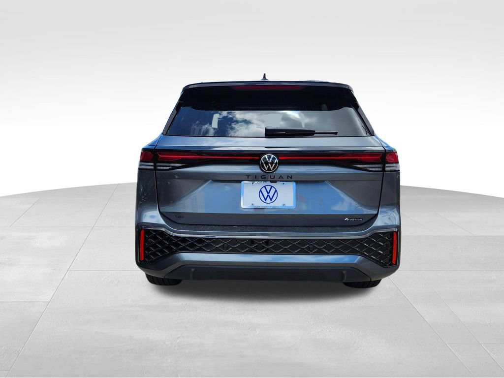 New 2026 Volkswagen Tiguan SE R-Line AWD/4WD image 5