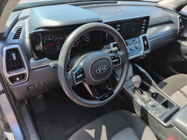 Used 2021 Kia Sorento LX FWD image 10