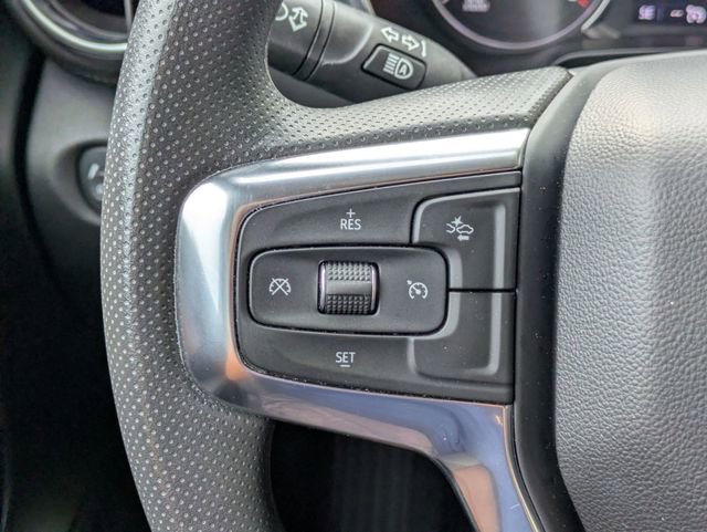 Used 2025 Chevrolet Blazer LT image 17